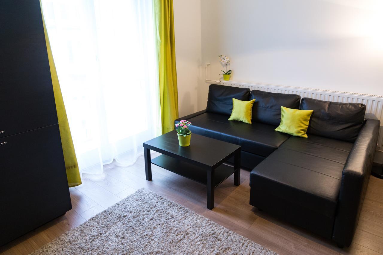 Balaton Delux Apartment ブダペスト エクステリア 写真
